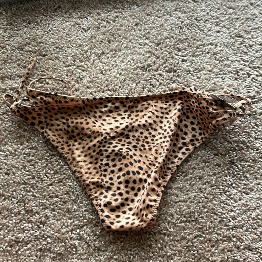 Bikini bottom - Picture 2 of 5